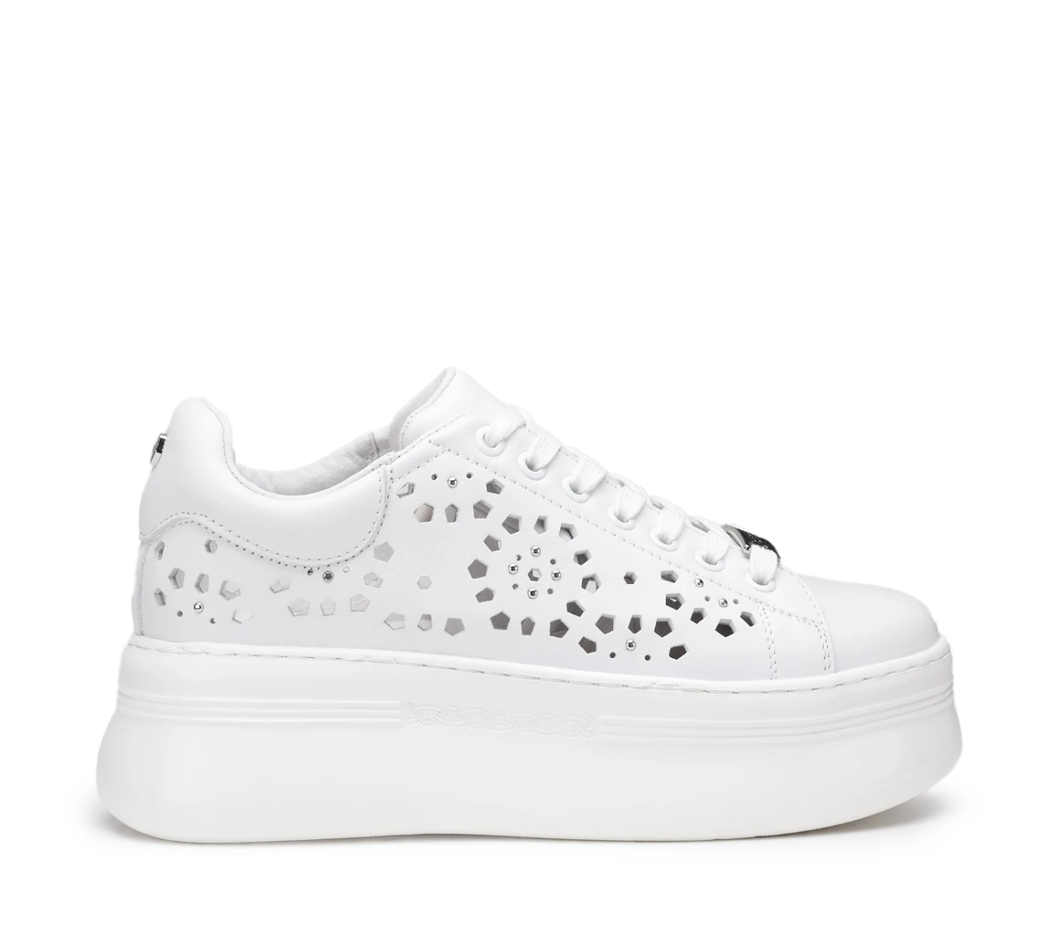 Cult PEARL 4425 3 Cult PEARL 4425